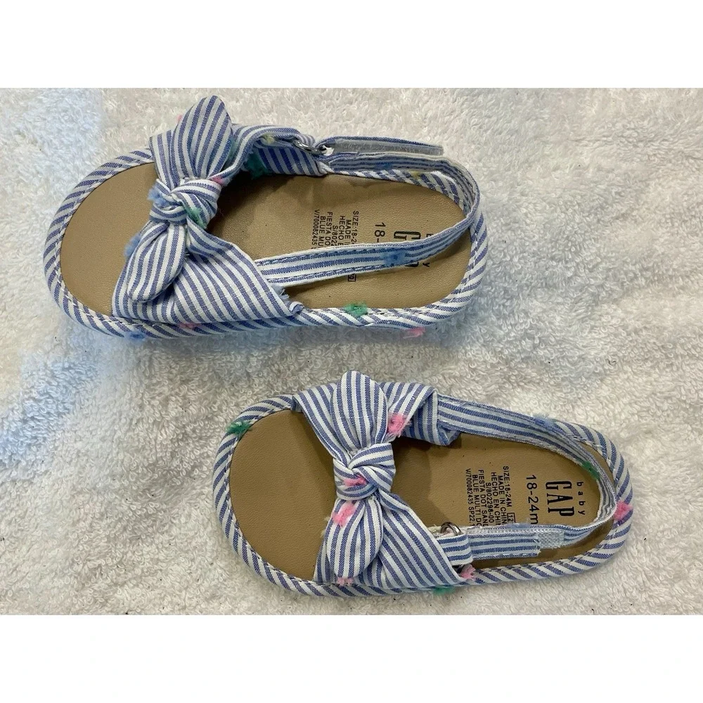 Baby Gap Baby Girl Blue & White Searsucker Bow Sandals Size 18 24 Months